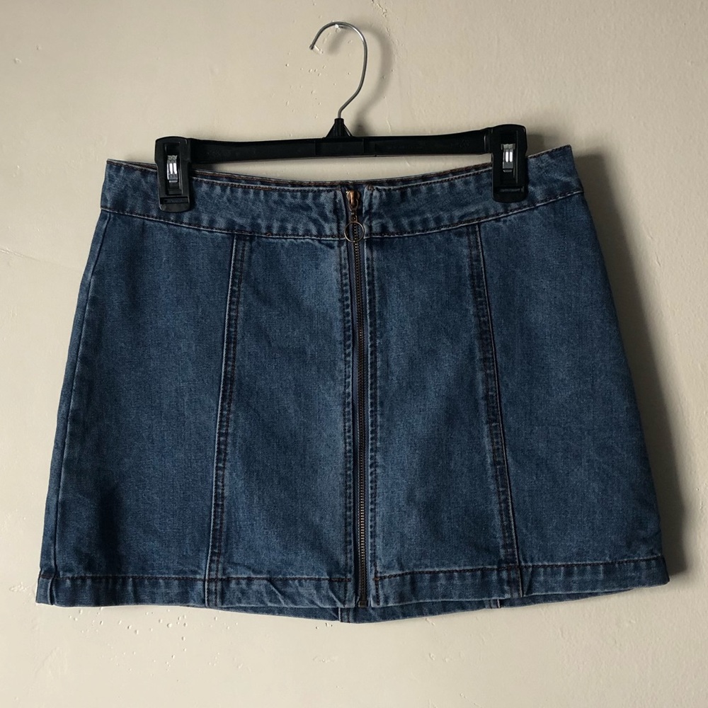 Altar’d State Cute Jean Skirt w/ Circle Zipper - Picture 1 of 5
